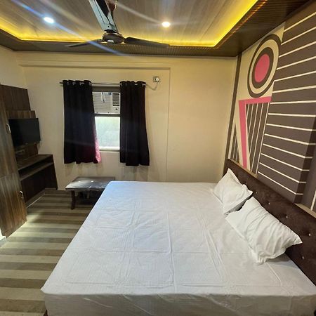 Kailash Inn Guest House Bénarès Extérieur photo